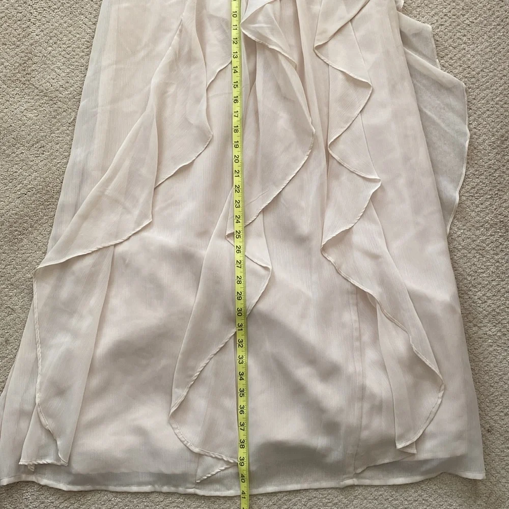 Vera Wang Bridesmaid Chiffon Ruffled Dress in Champagne Color - Picture 8 of 14